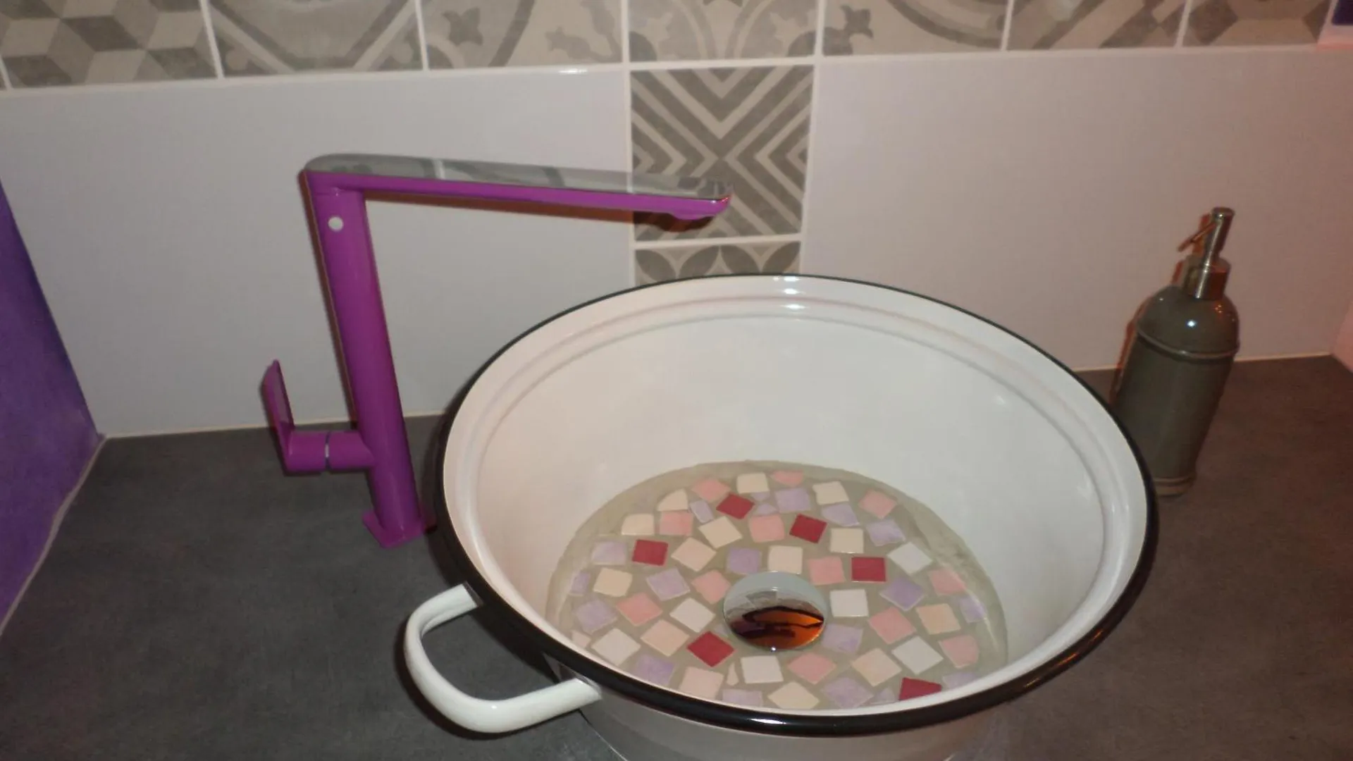 Nuits D'Y Cimes : Nuit Insolite Bulle, Spa Jaunac 0*,